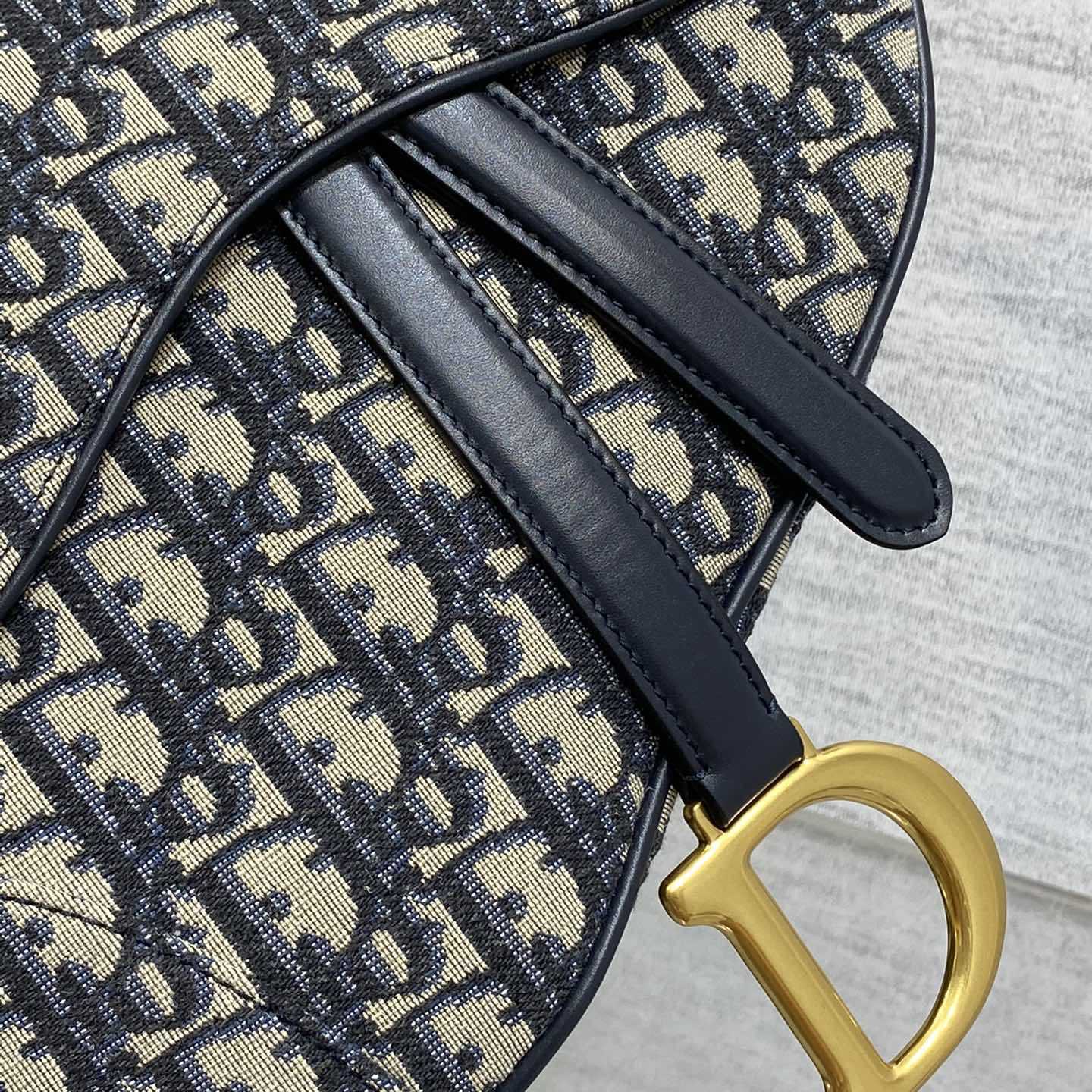 Dior Saddle Bag    24×6×18cm - 