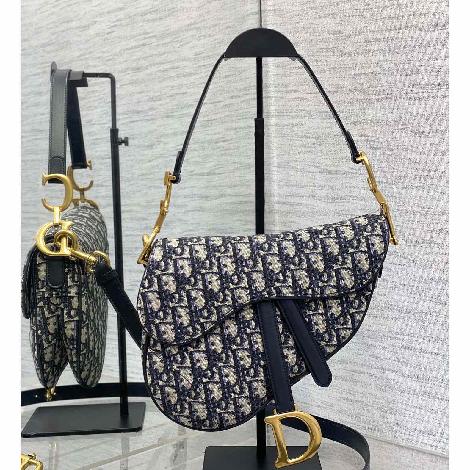 Dior Saddle Bag    24×6×18cm - PerfectKickZ