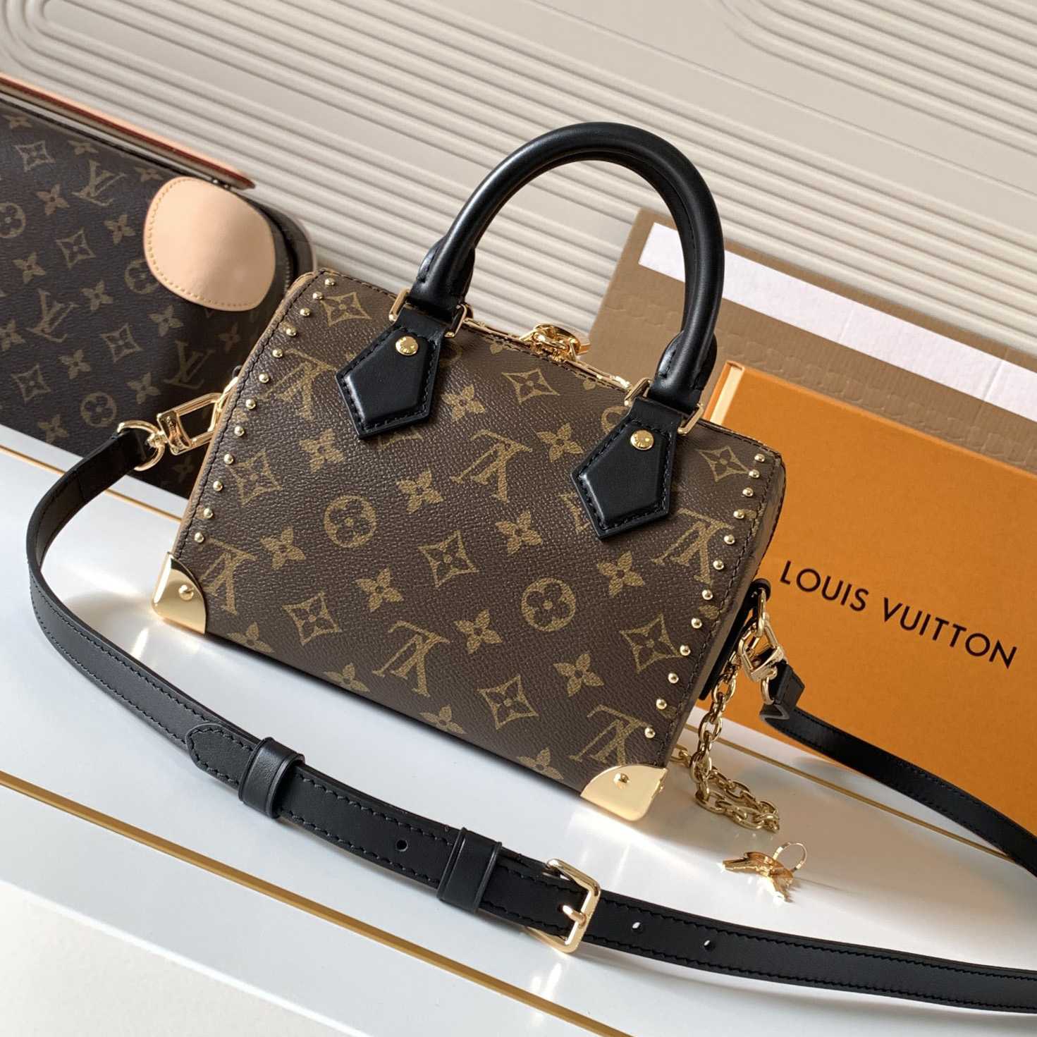 Louis Vuitton Speedy Trunk 20  M13146 - PerfectKickZ