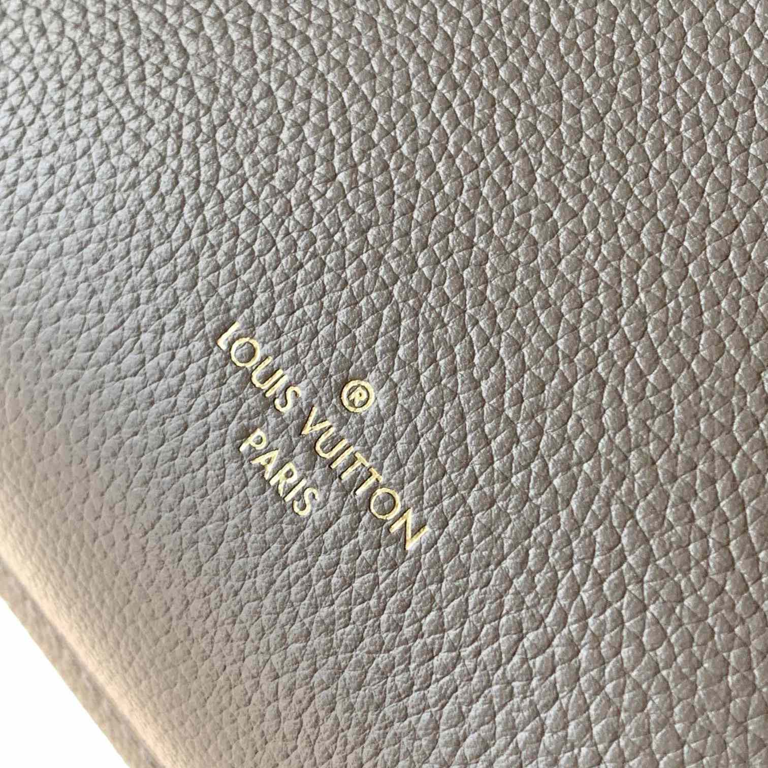 Louis Vuitton Side Trunk MM   M25072 - PerfectKickZ