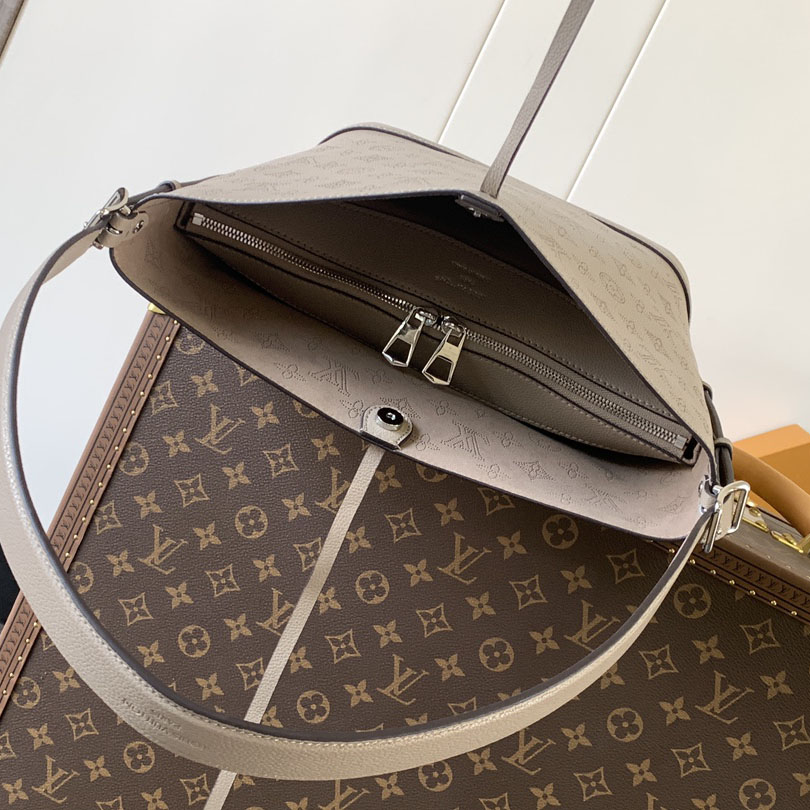 Louis Vuitton Flore  M12140 - PerfectKickZ