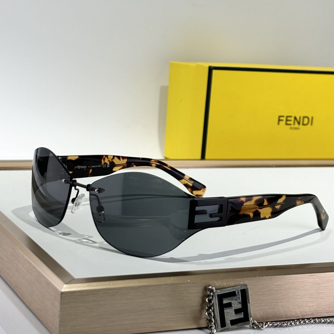 Fendi FE40159U Sunglasses    - PerfectKickZ