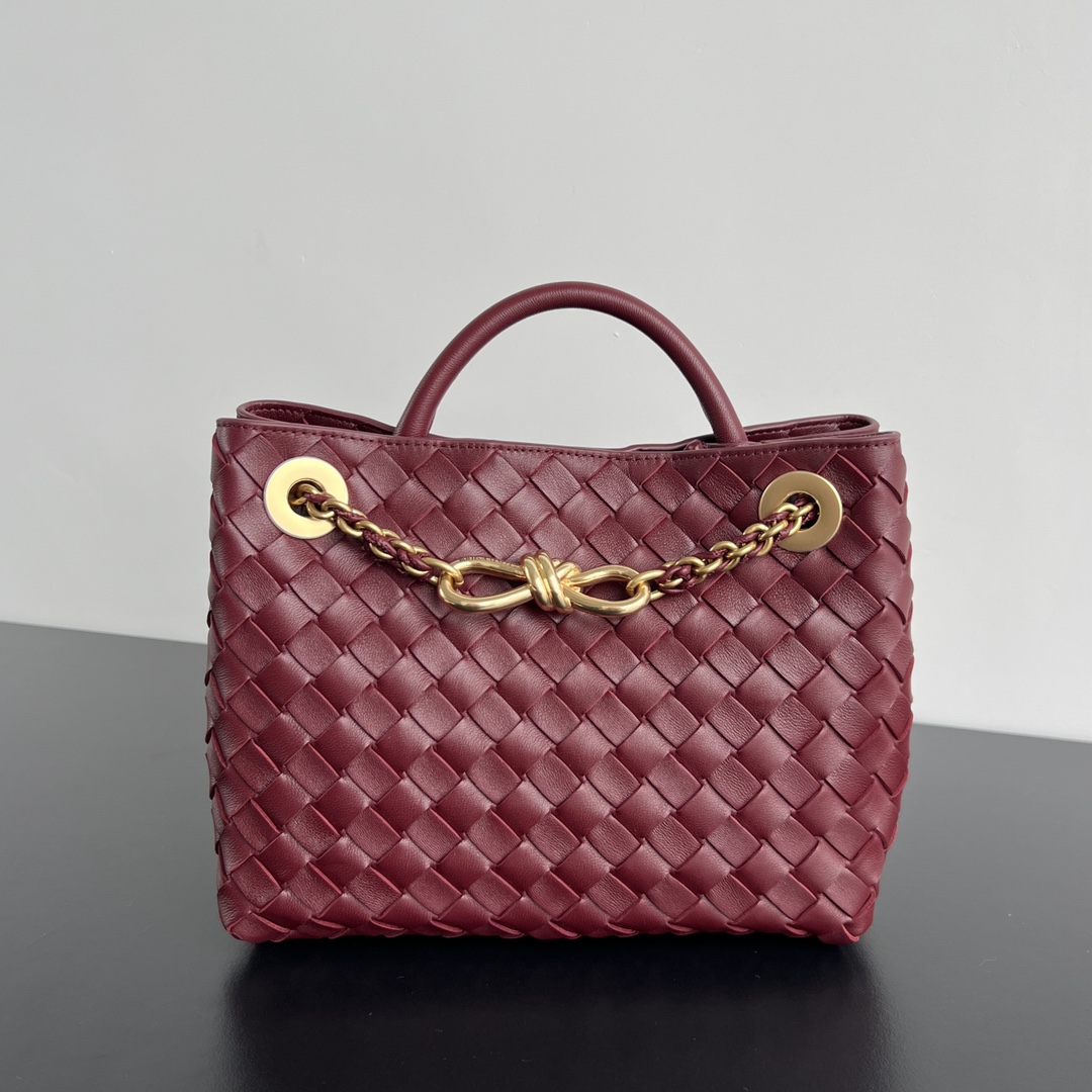 Bottega Veneta Andiamo Chain Leather Shoulder Bag （25x22x10.5cm） - PerfectKickZ