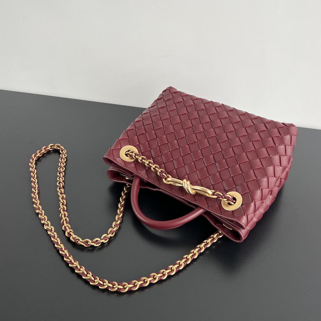 Bottega Veneta Andiamo Chain Leather Shoulder Bag （25x22x10.5cm） - PerfectKickZ