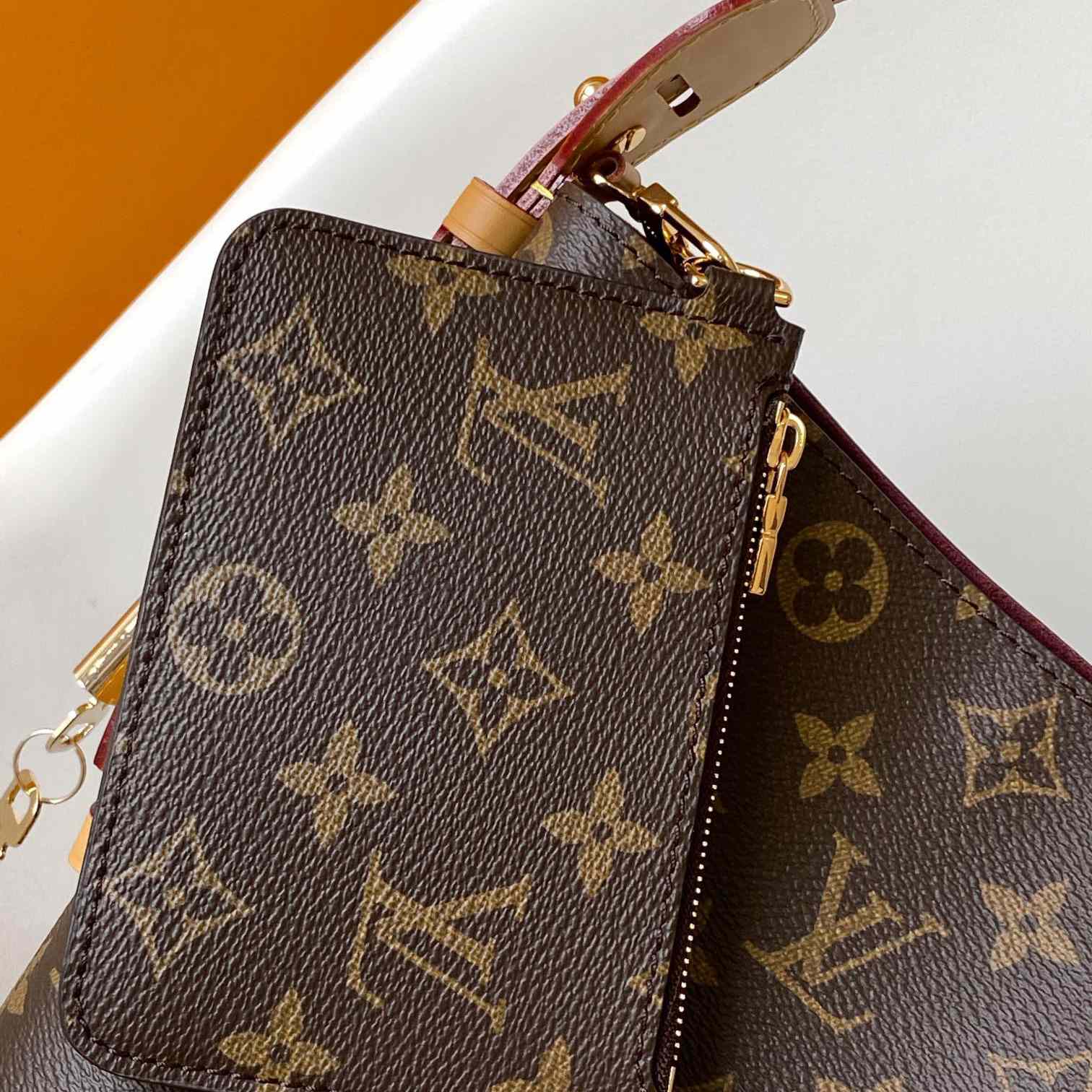 Louis Vuitton All In BB   M12925 - PerfectKickZ