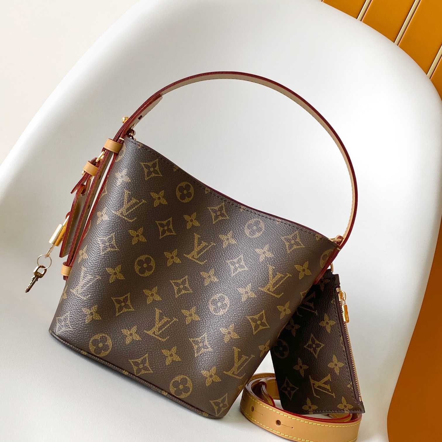 Louis Vuitton All In BB   M12925 - PerfectKickZ