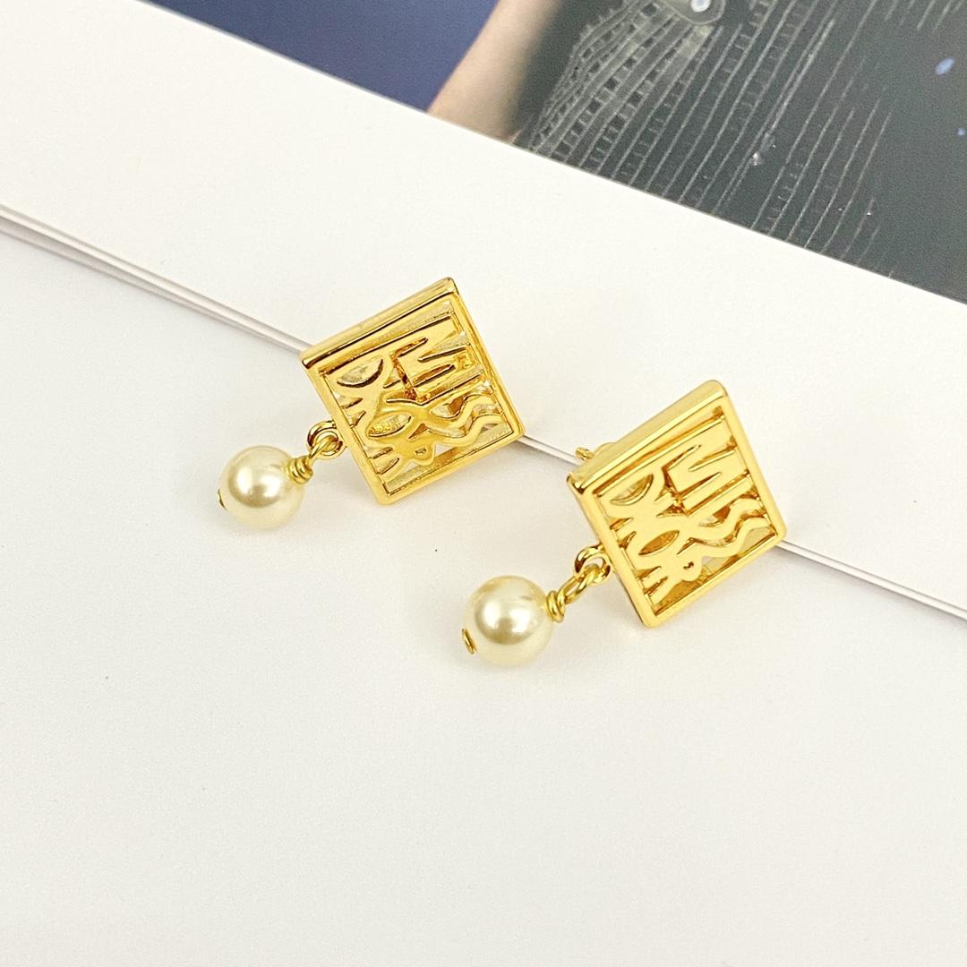 Dior Earrings - PerfectKickZ