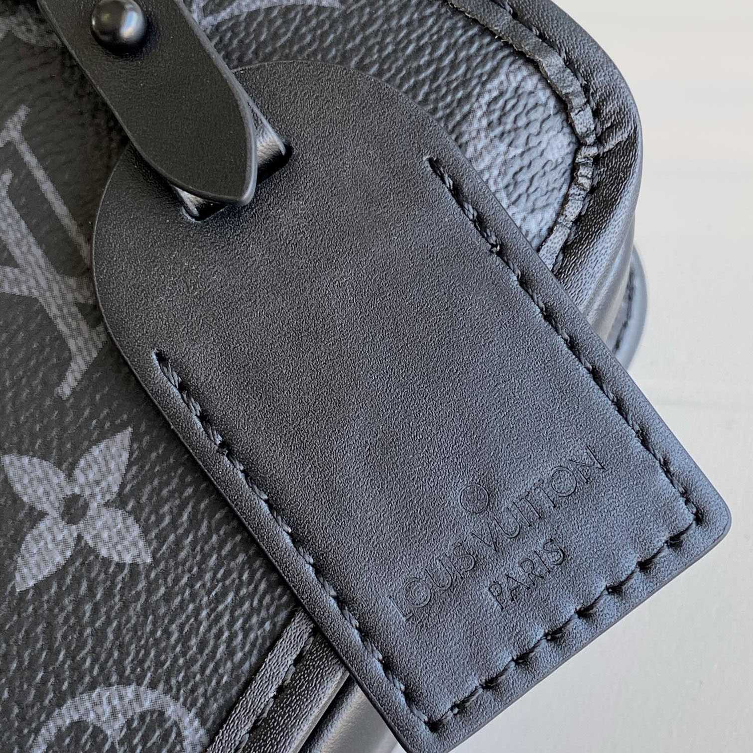 Louis Vuitton Bosphore Wearable Wallet   M12599 - PerfectKickZ