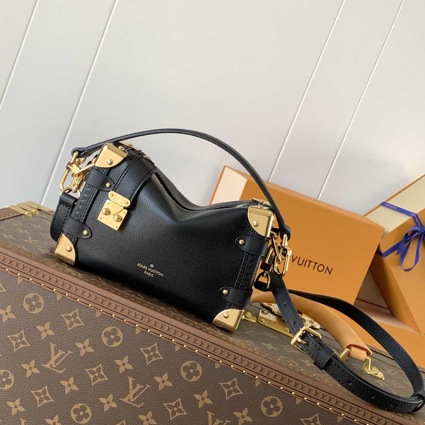 Louis Vuitton Side Trunk MM   M25160 （18 x 12 x 8cm） - PerfectKickZ