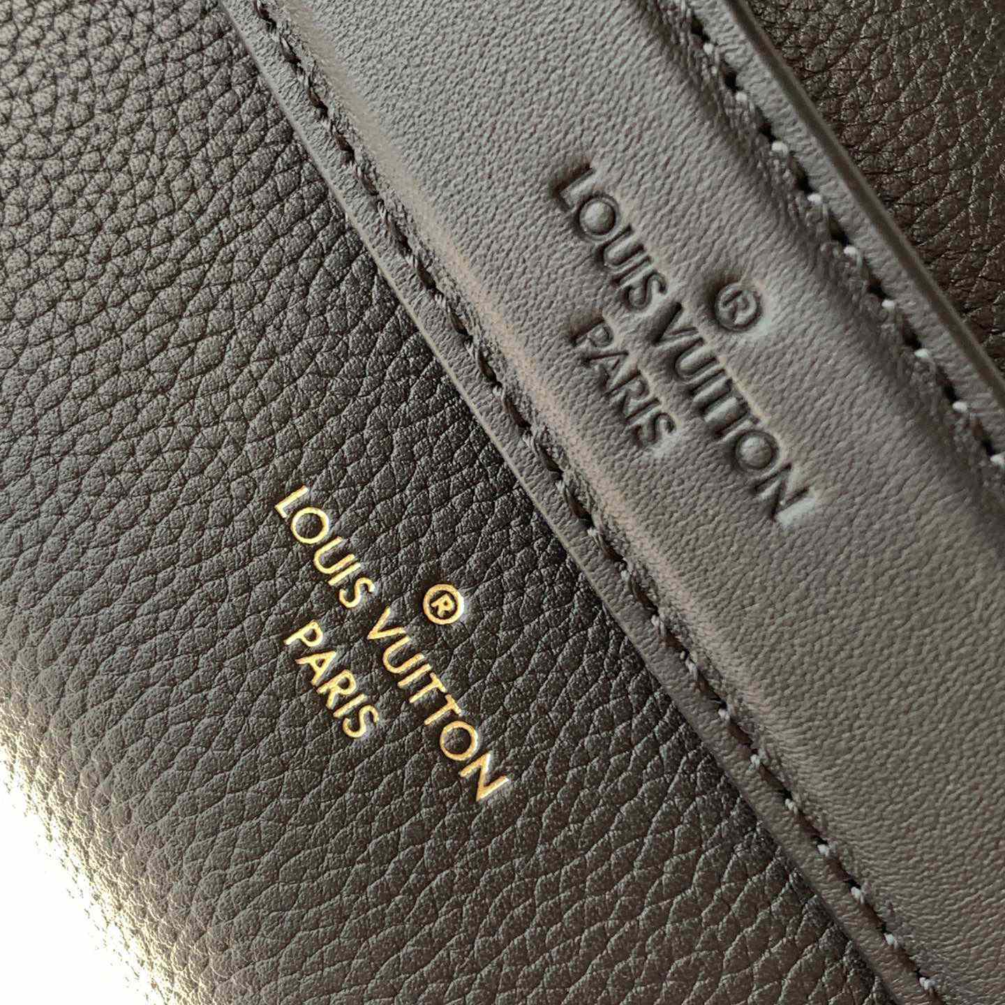 Louis Vuitton Side Trunk MM   M25160 （18 x 12 x 8cm） - 