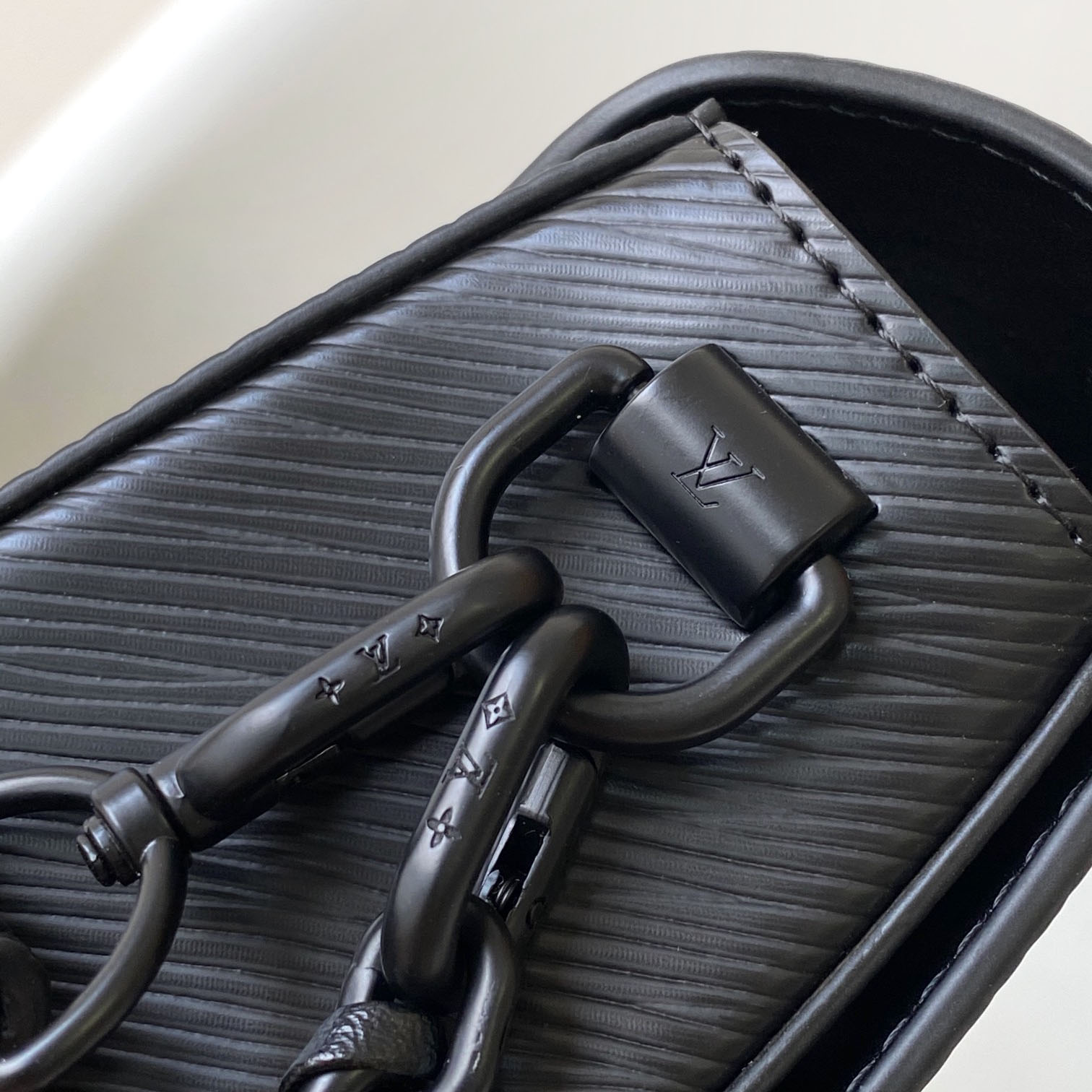Louis Vuitton Twist West  M25336 - 