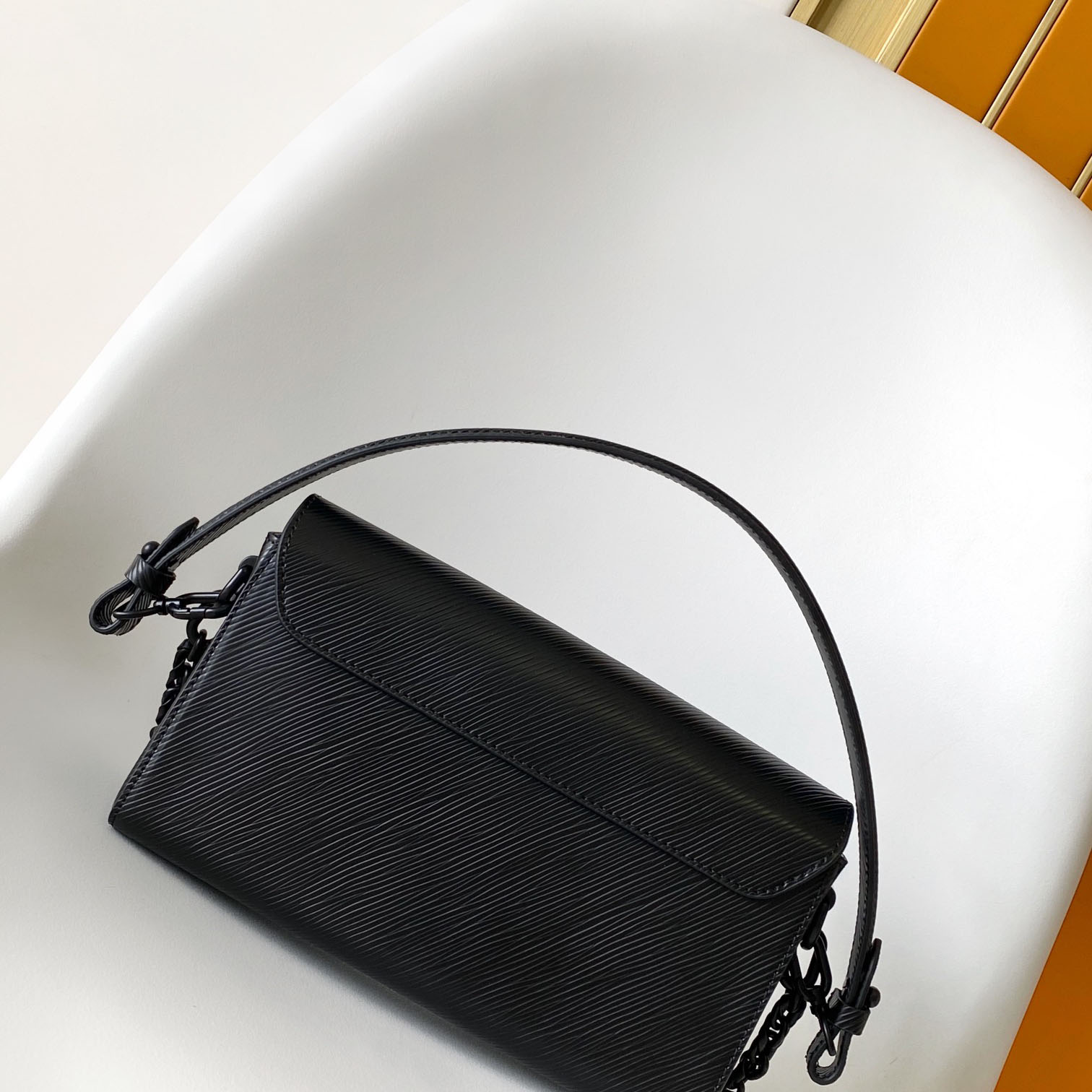 Louis Vuitton Twist West  M25336 - 
