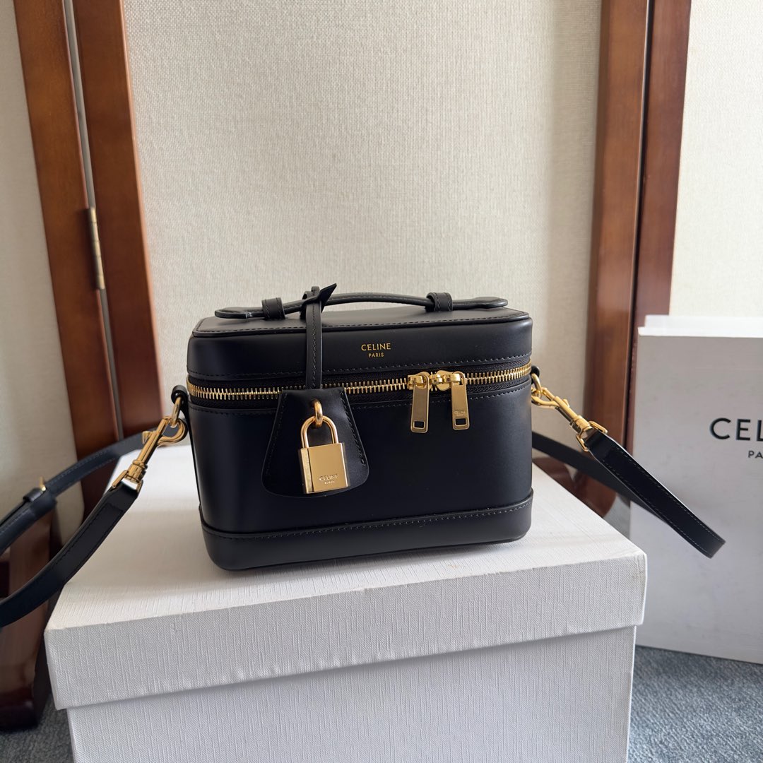 Celine Vanity In Shiny Calfskin - PerfectKickZ
