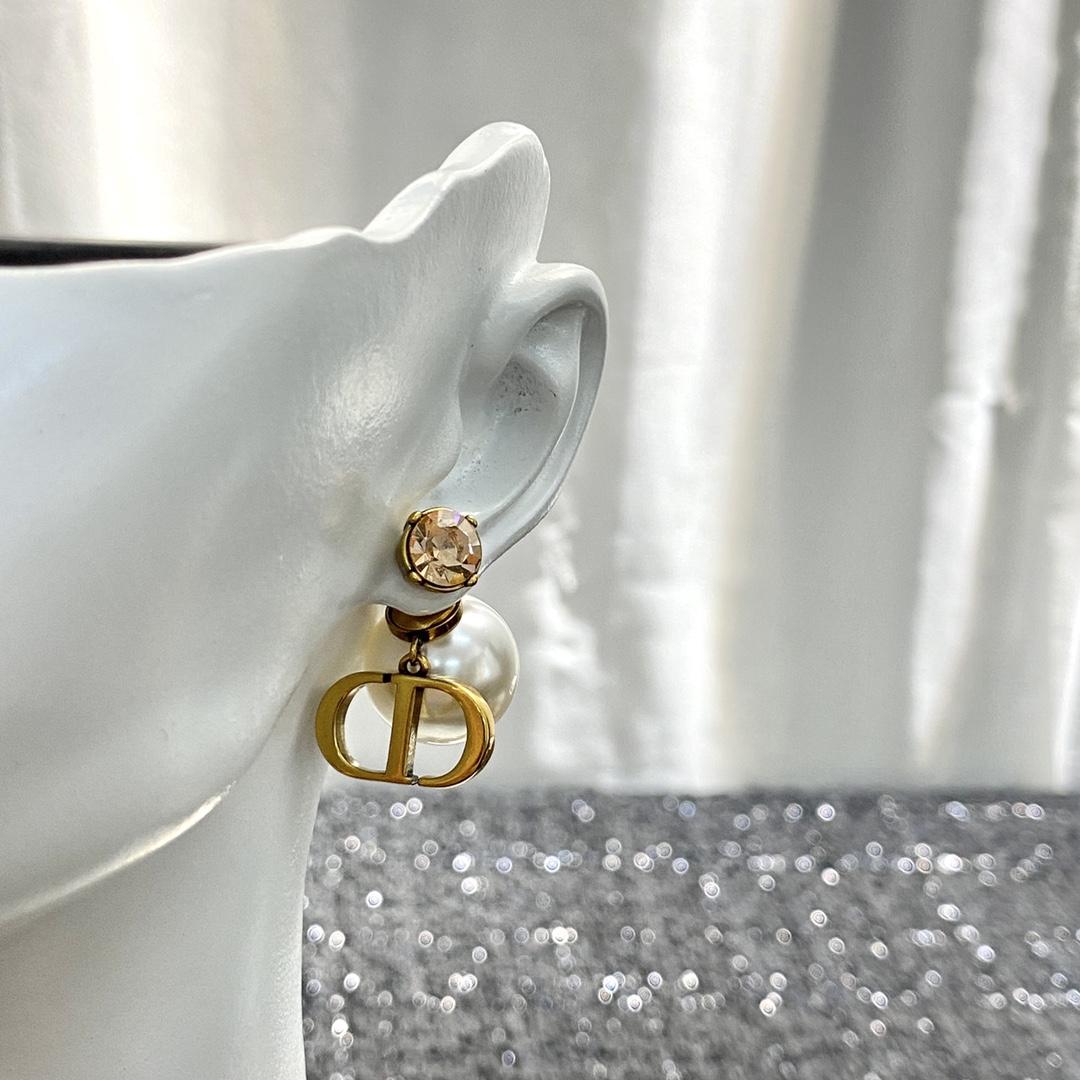 Dior Earrings - PerfectKickZ