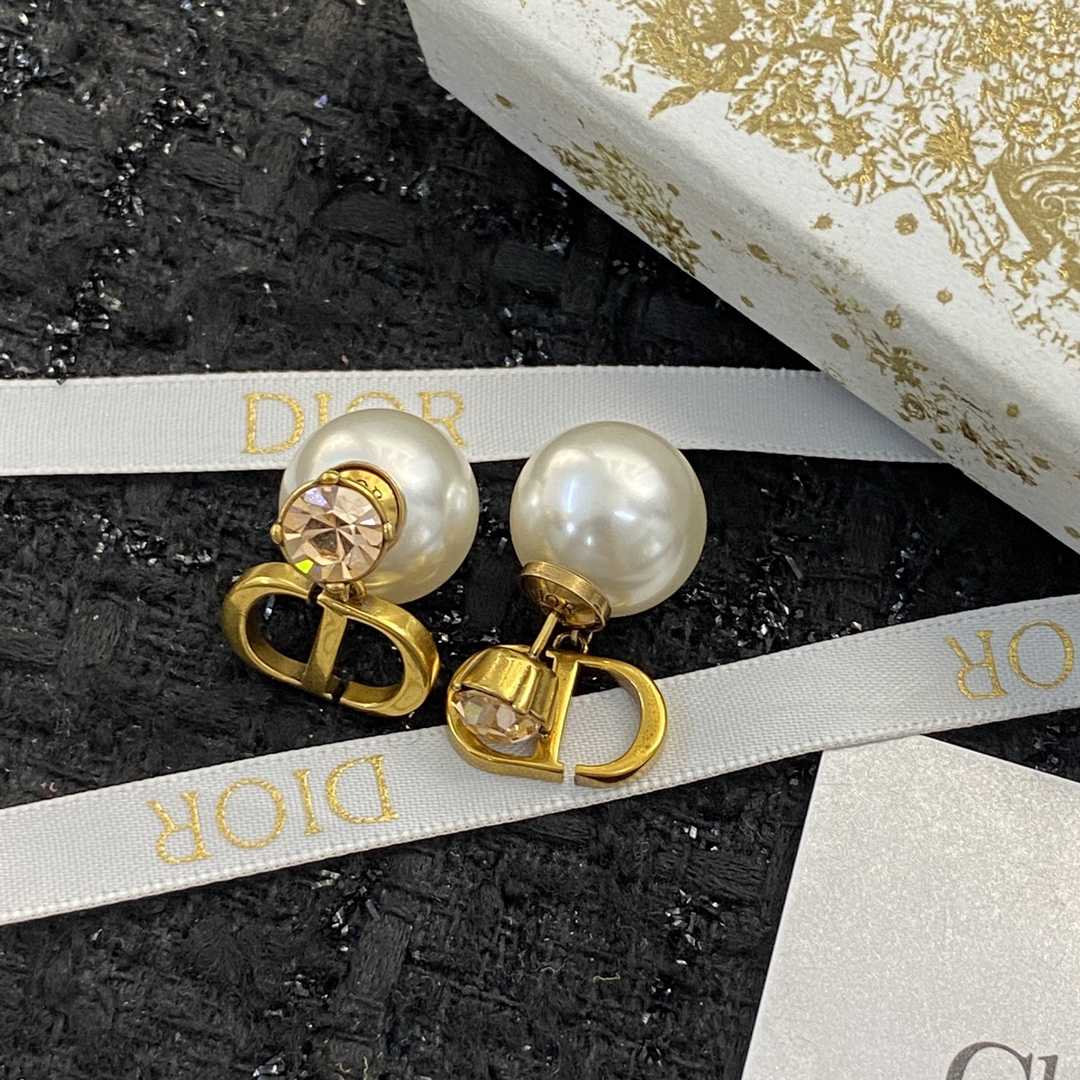 Dior Earrings - PerfectKickZ