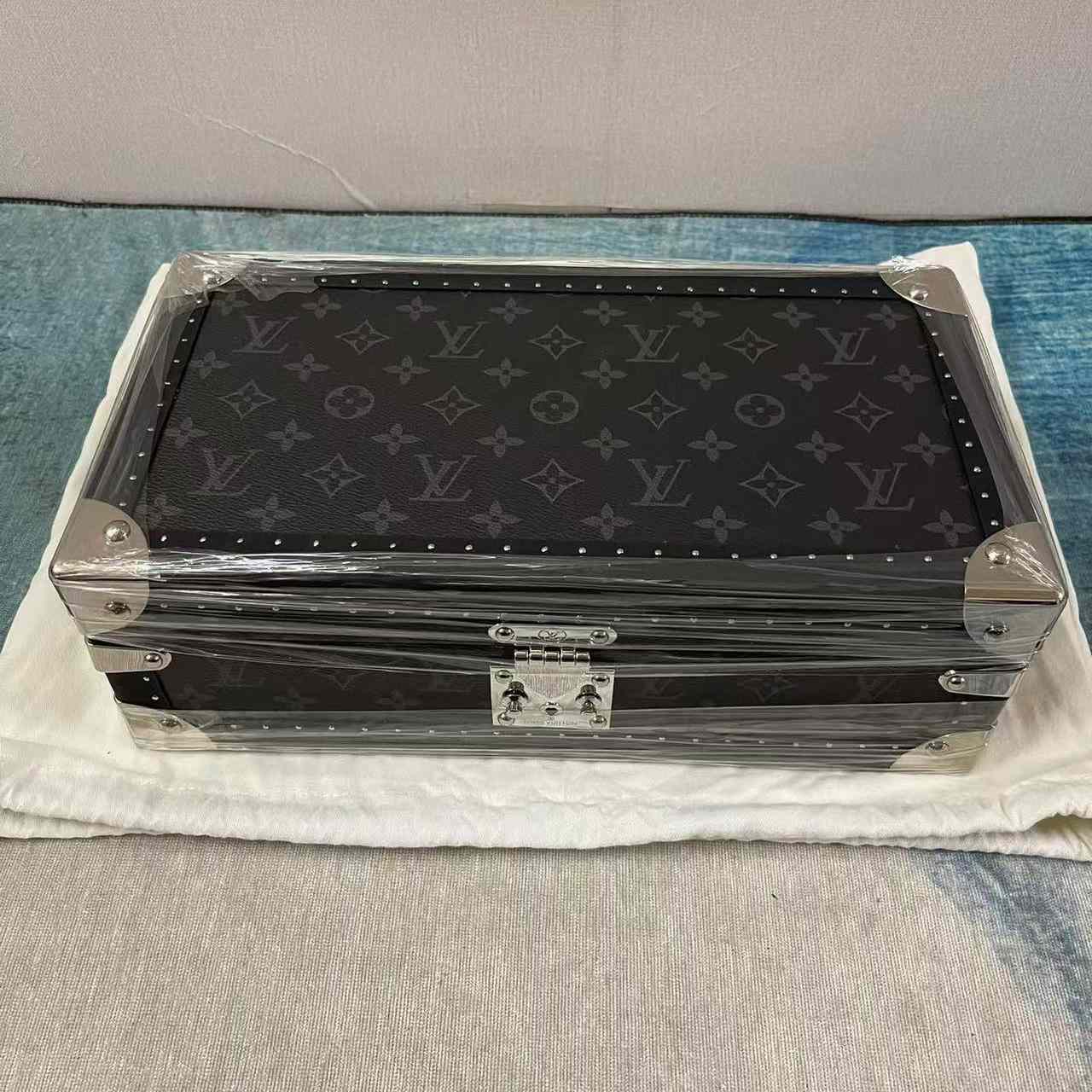 Louis Vuitton 8 Slot Watch Case     34-18-11cm - PerfectKickZ