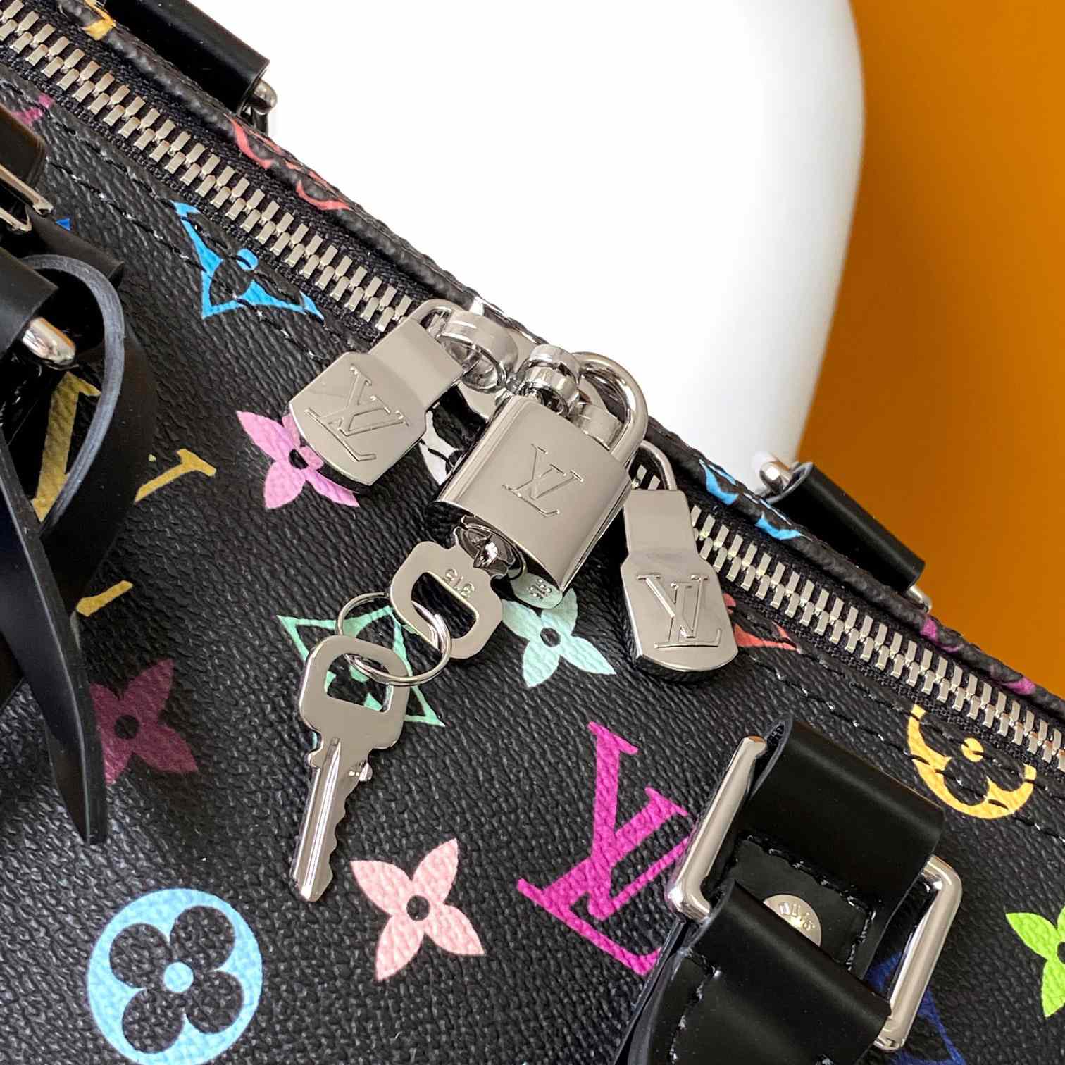 Louis Vuitton LV x TM Keepall Bandoulière 50  M13745 - PerfectKickZ
