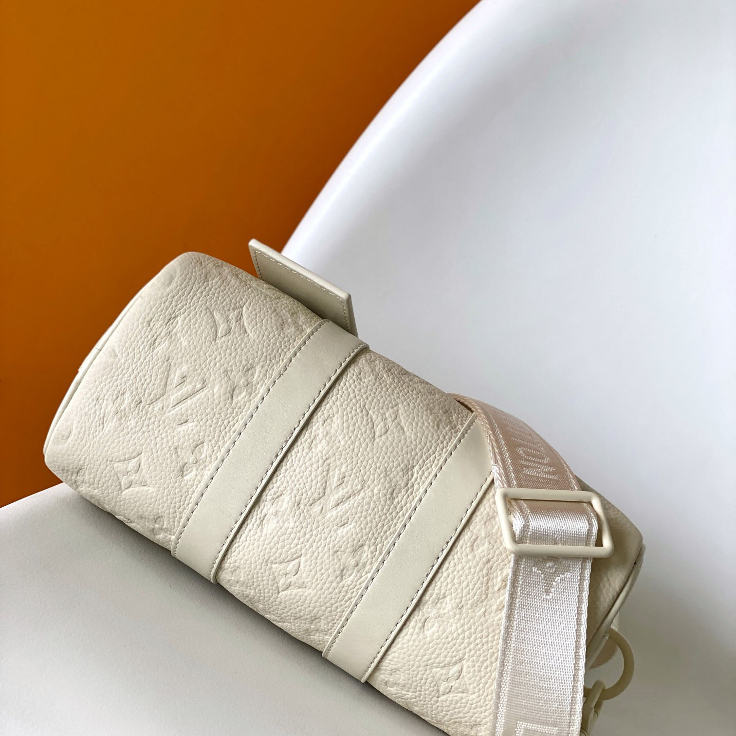 Louis Vuitton Keepall Bandoulière 25  M24434 - PerfectKickZ