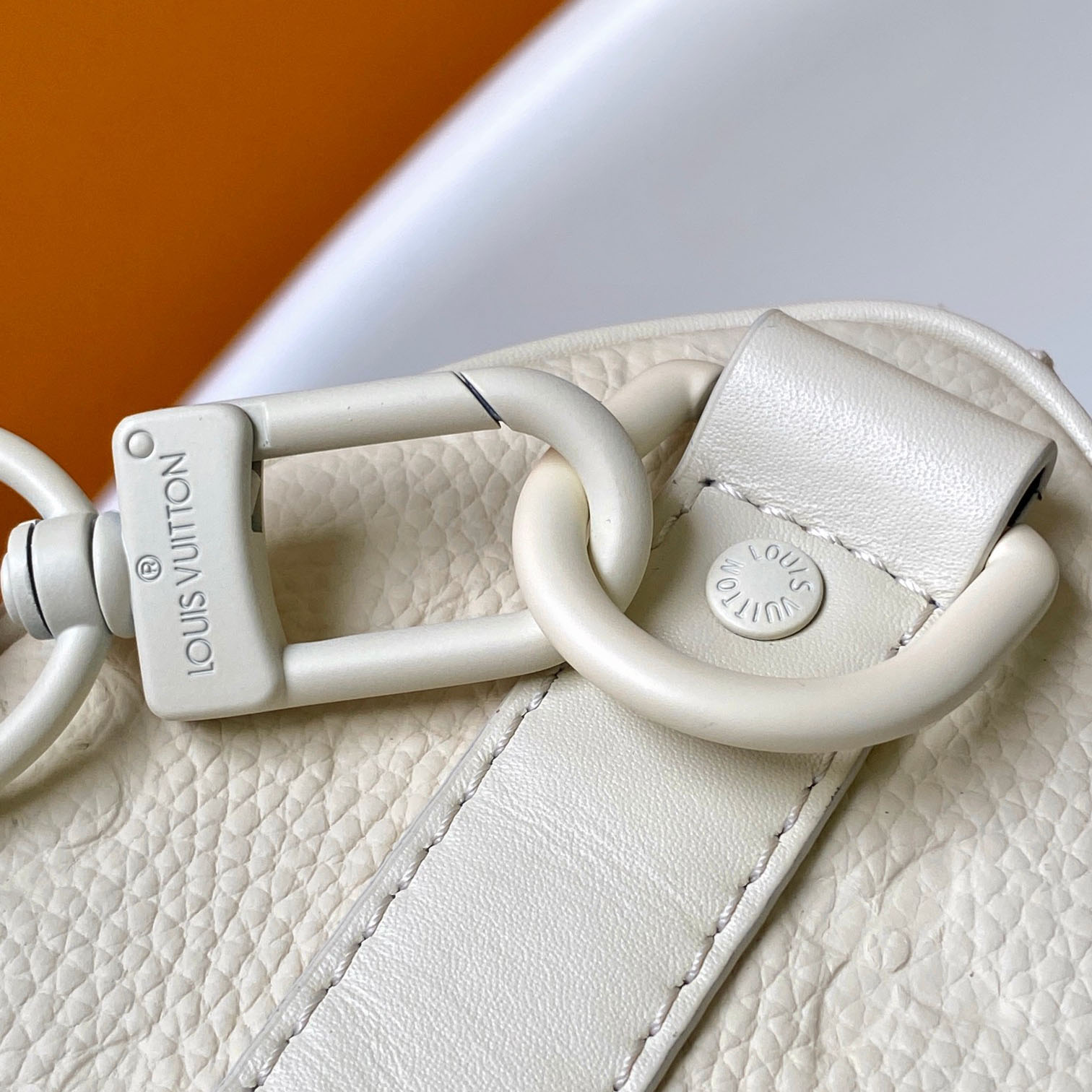 Louis Vuitton Keepall Bandoulière 25  M24434 - PerfectKickZ