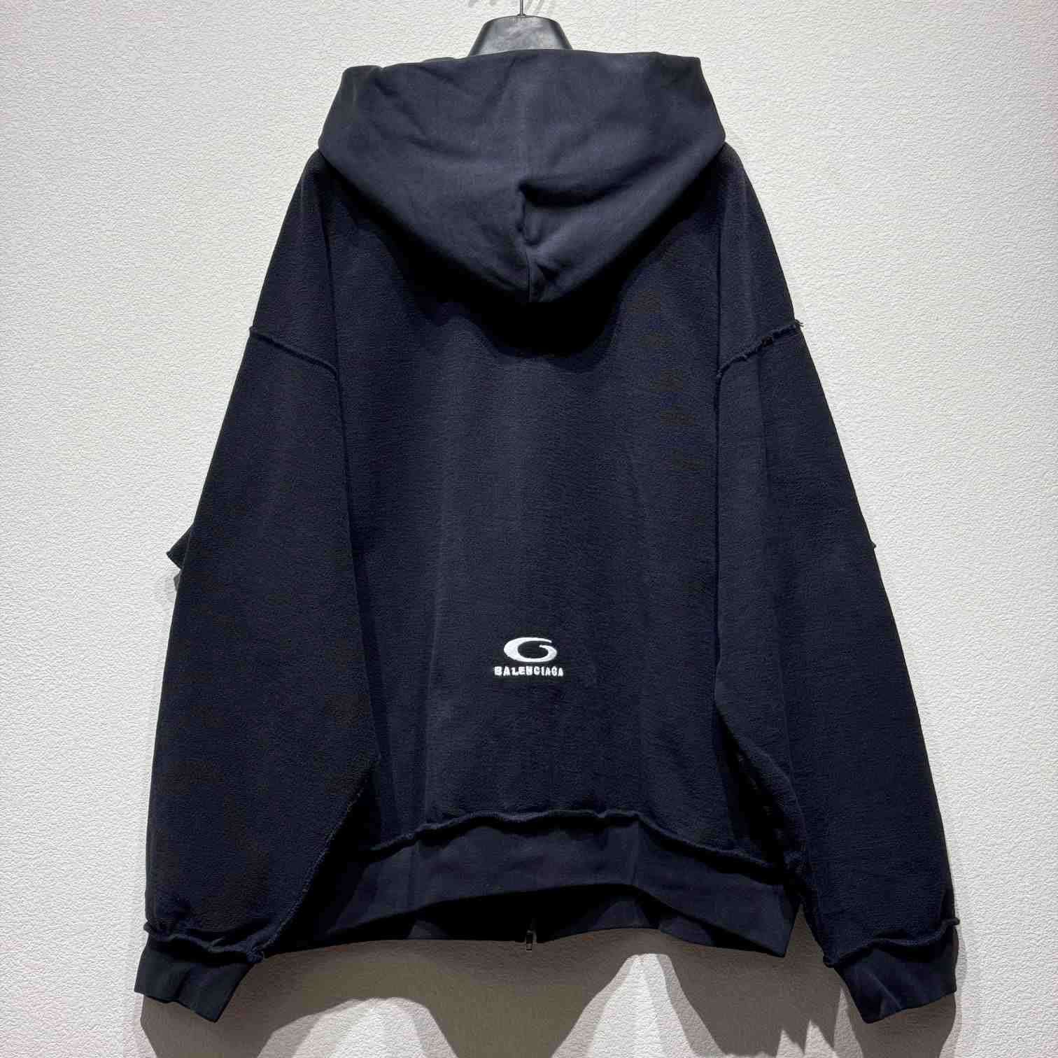 Balenciaga logo-print Hoodie - PerfectKickZ