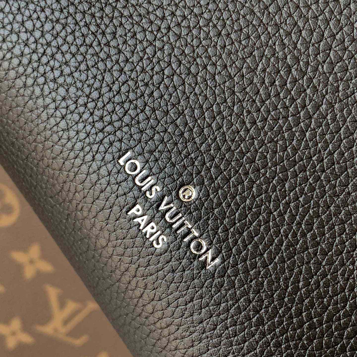 Louis Vuitton Side Trunk MM   M25160 - PerfectKickZ