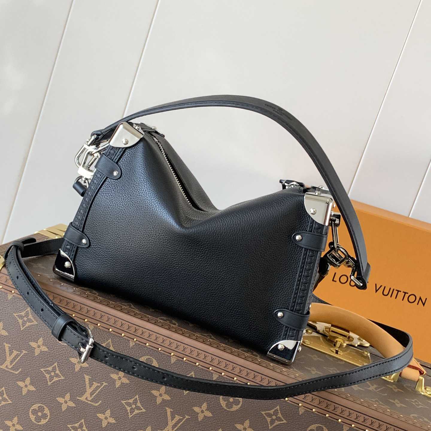 Louis Vuitton Side Trunk MM   M25160 - PerfectKickZ