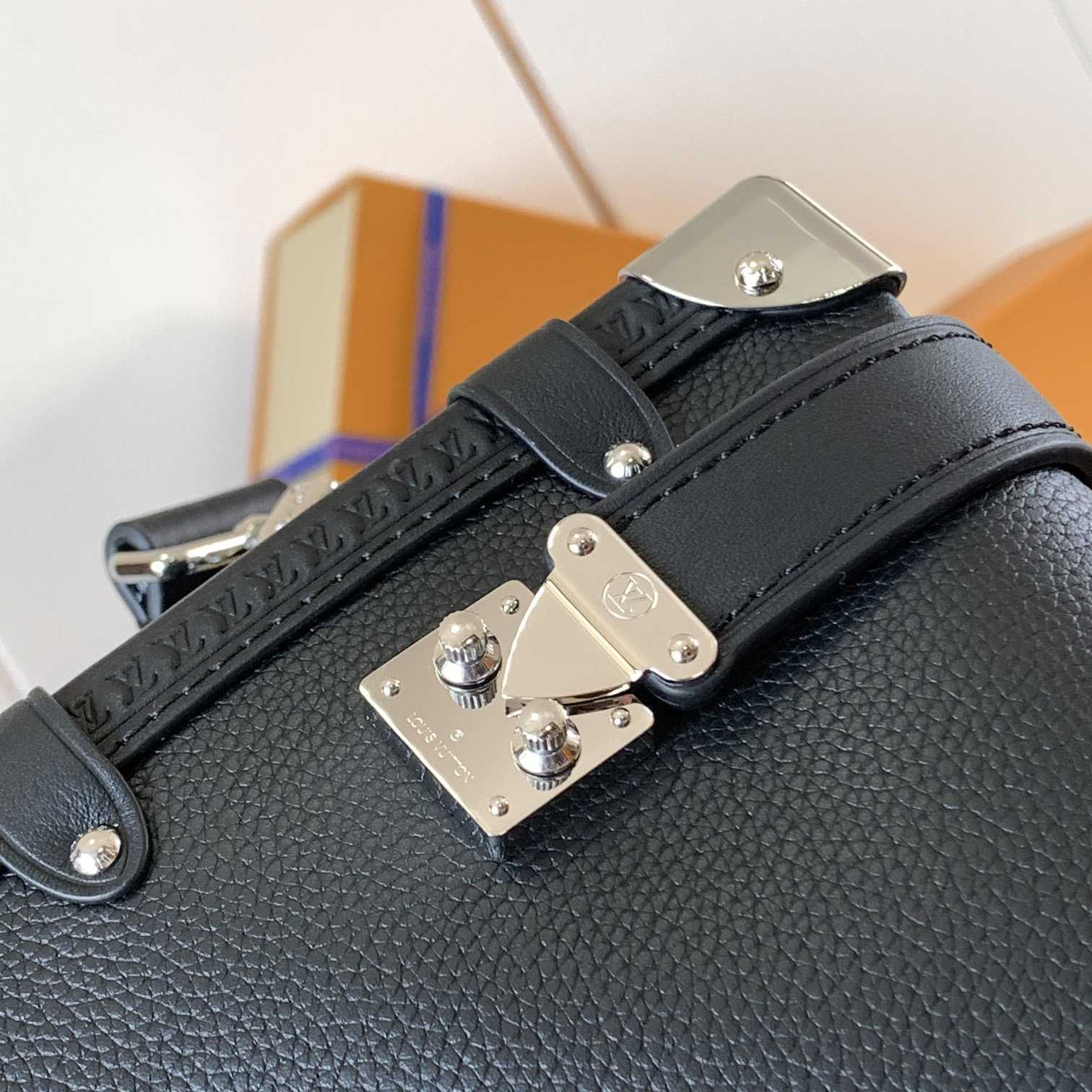 Louis Vuitton Side Trunk MM   M25160 - PerfectKickZ