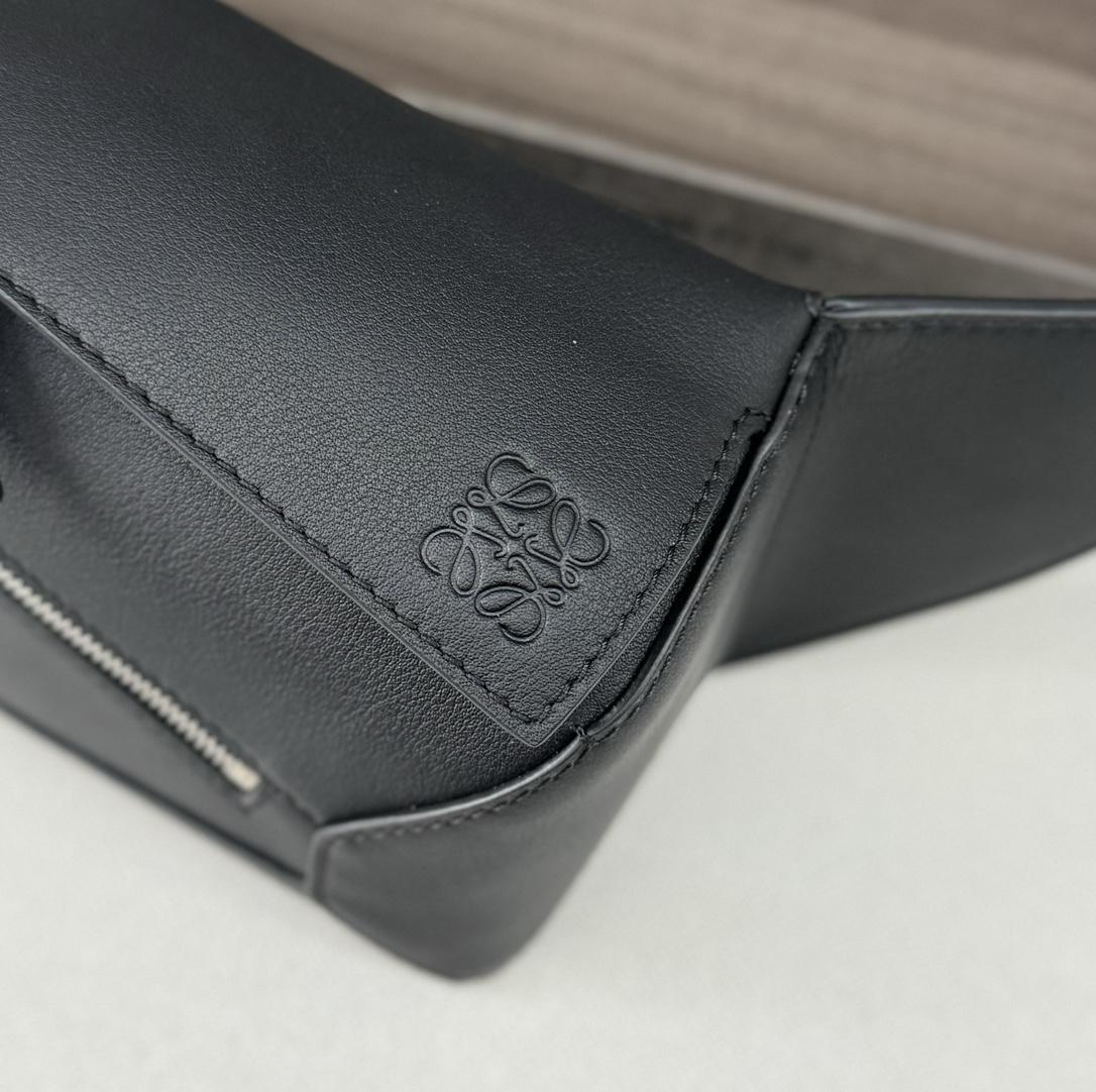 Loewe Small Puzzle Bumbag In Classic Calfskin - PerfectKickZ