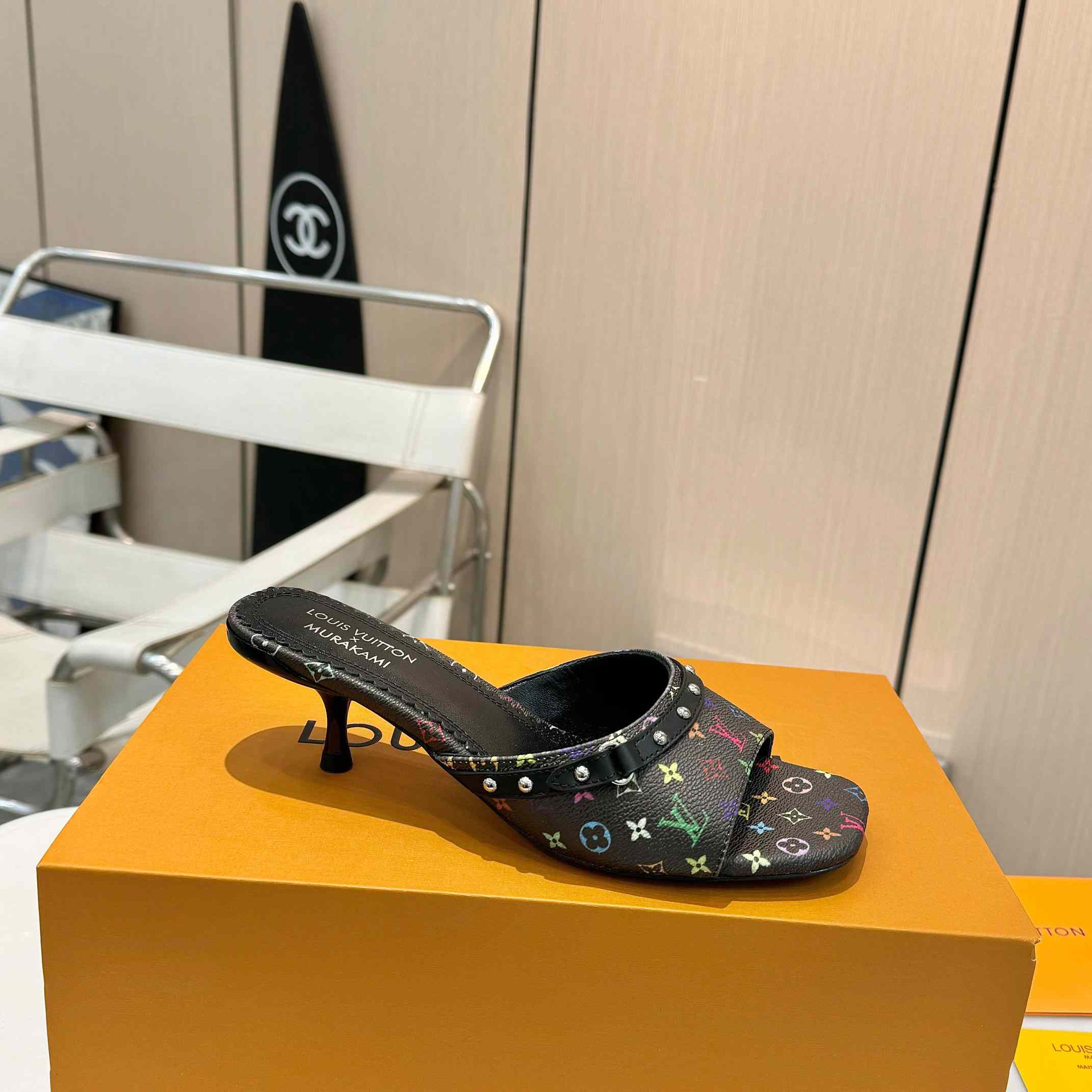 Louis Vuitton LV x TM 6AM Mule    - 
