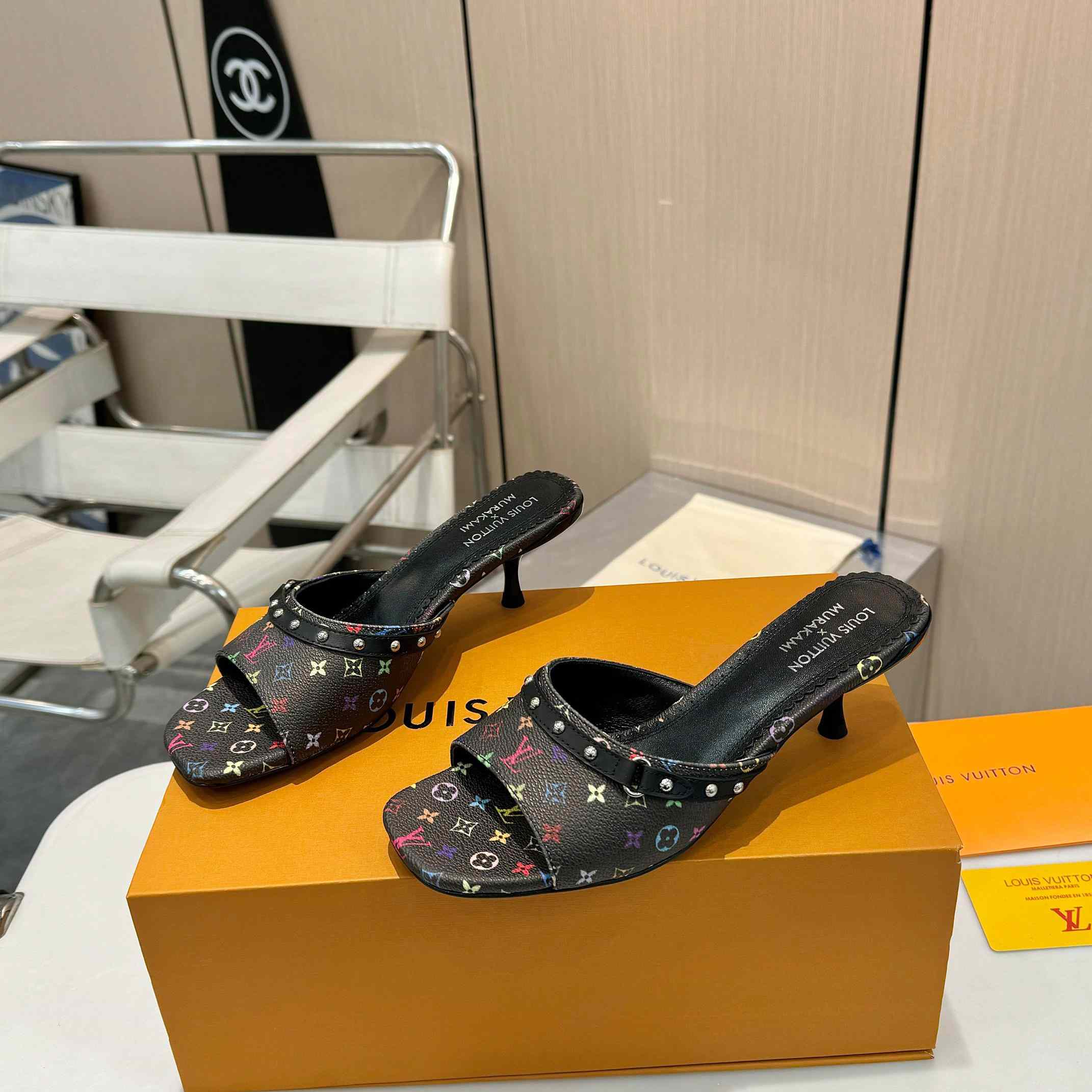 Louis Vuitton LV x TM 6AM Mule    - 