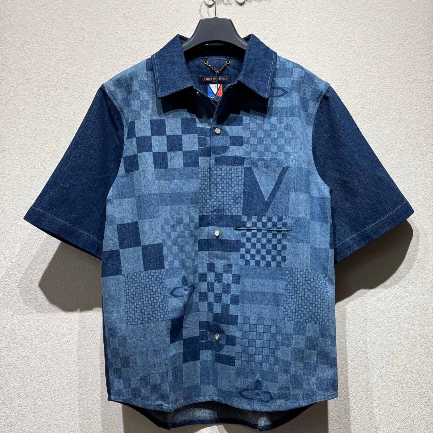 Louis Vuitton Printed Short-Sleeved Denim Shirt   1AFVQL - PerfectKickZ