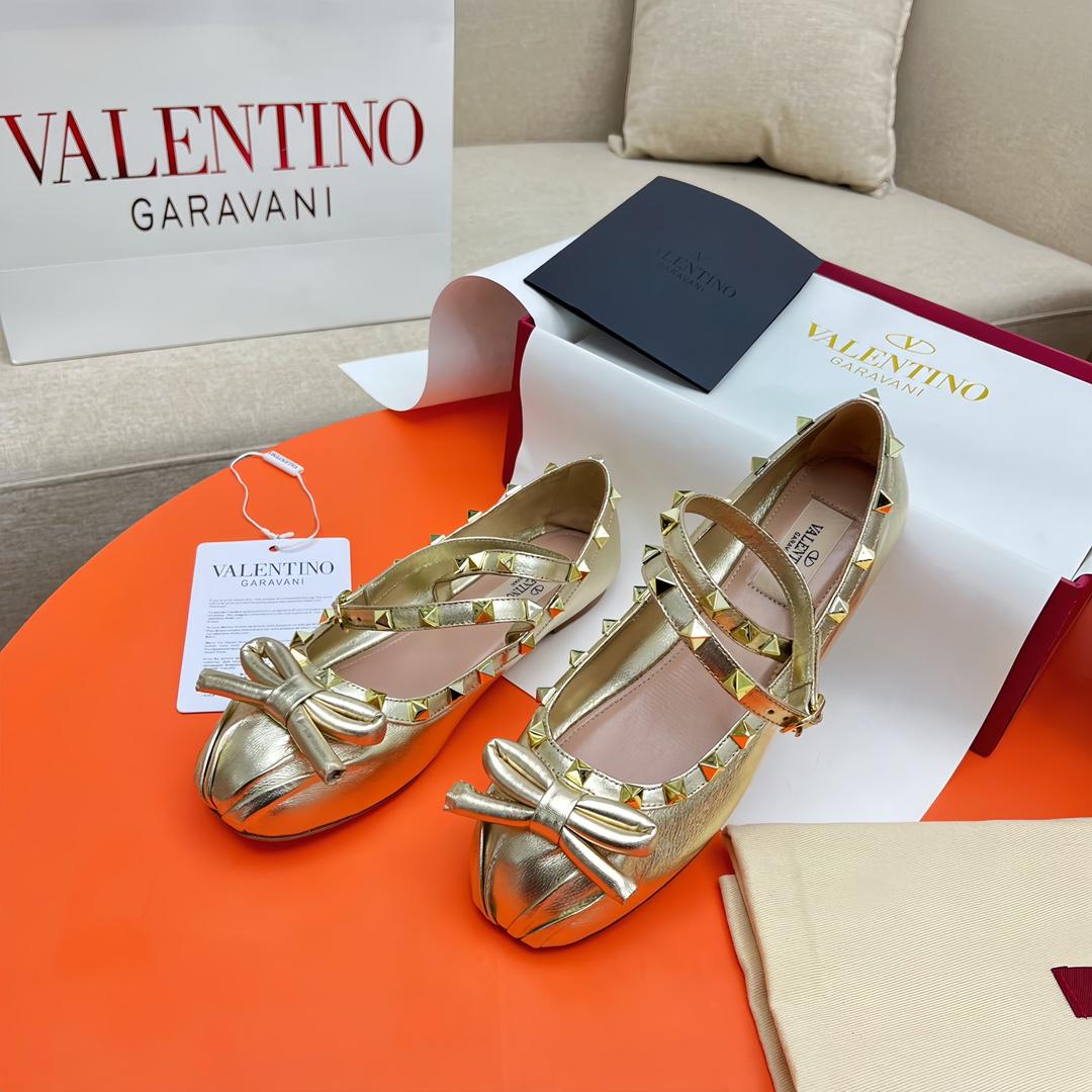 Valenti Rockstud Laminated Nappa Leather Ballerina - PerfectKickZ