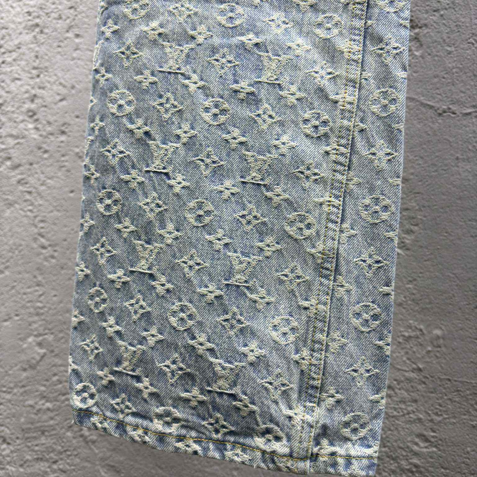 Louis Vuitton Baggy Denim Pants - PerfectKickZ