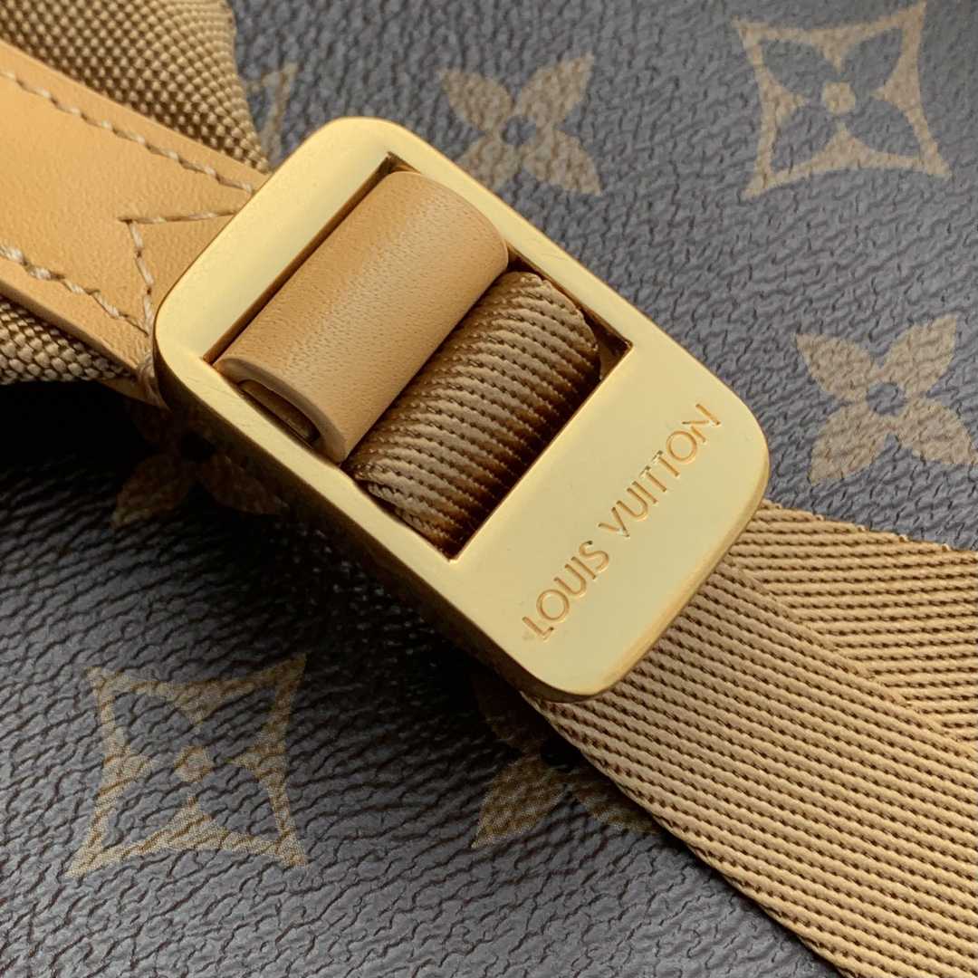 Louis Vuitton Outdoor Backpack   M12624 - PerfectKickZ