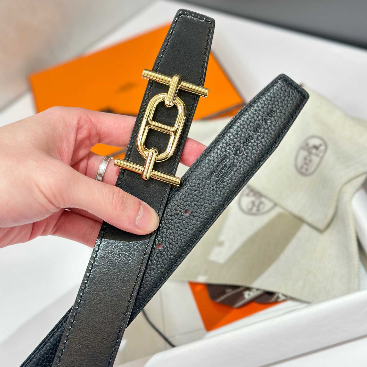 Hermes Ancre Buckle & Reversible Leather Strap 32mm - PerfectKickZ