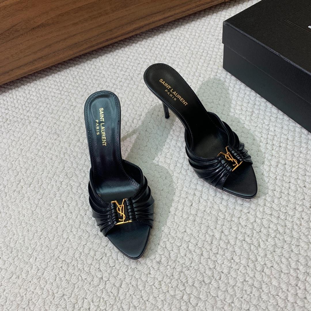 Saint Laurent Babylone Mules In Smooth Leather  - 