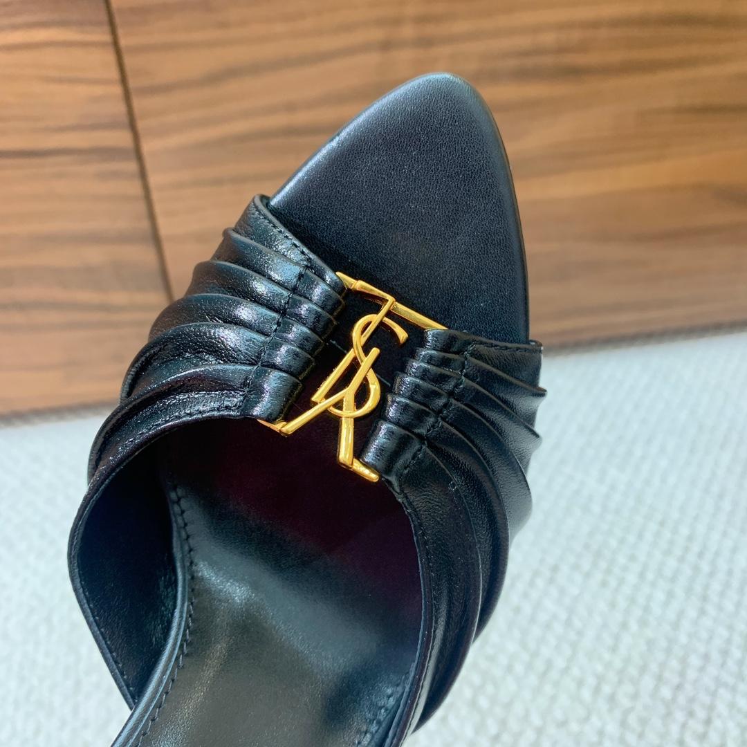 Saint Laurent Babylone Mules In Smooth Leather  - 