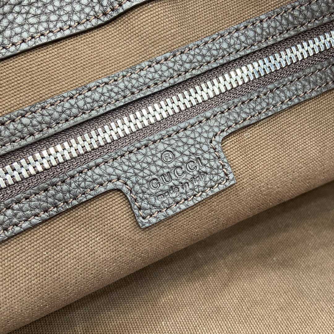 Gucci B Medium Shoulder Bag - PerfectKickZ