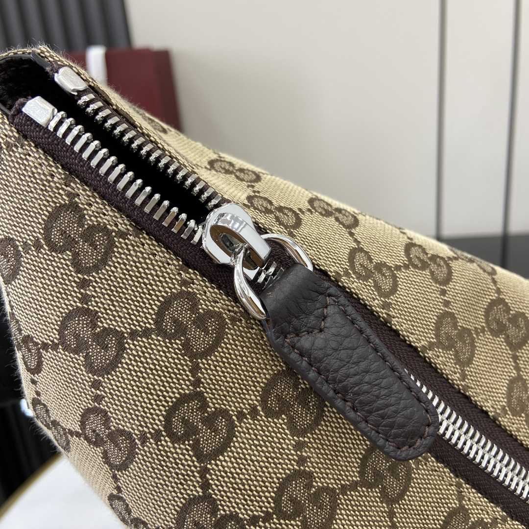 Gucci B Medium Shoulder Bag - PerfectKickZ
