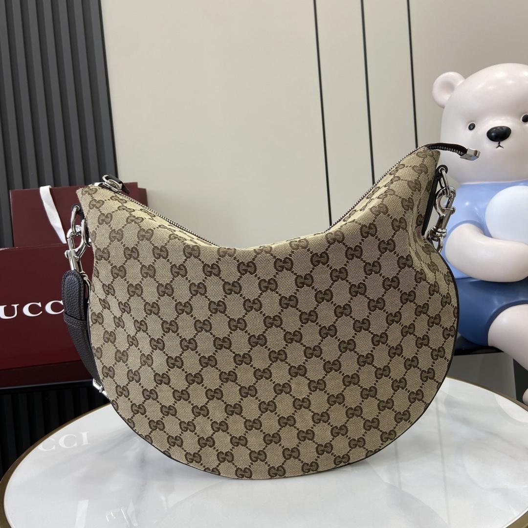 Gucci B Medium Shoulder Bag - PerfectKickZ