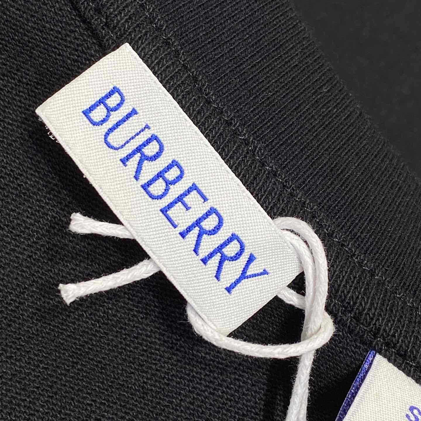 Burberry B Crest Cotton T-shirt  - PerfectKickZ
