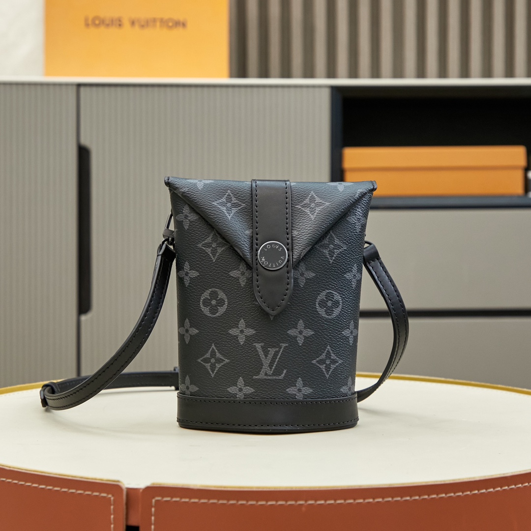 Louis Vuitton Envelope Pouch  M11613 - PerfectKickZ