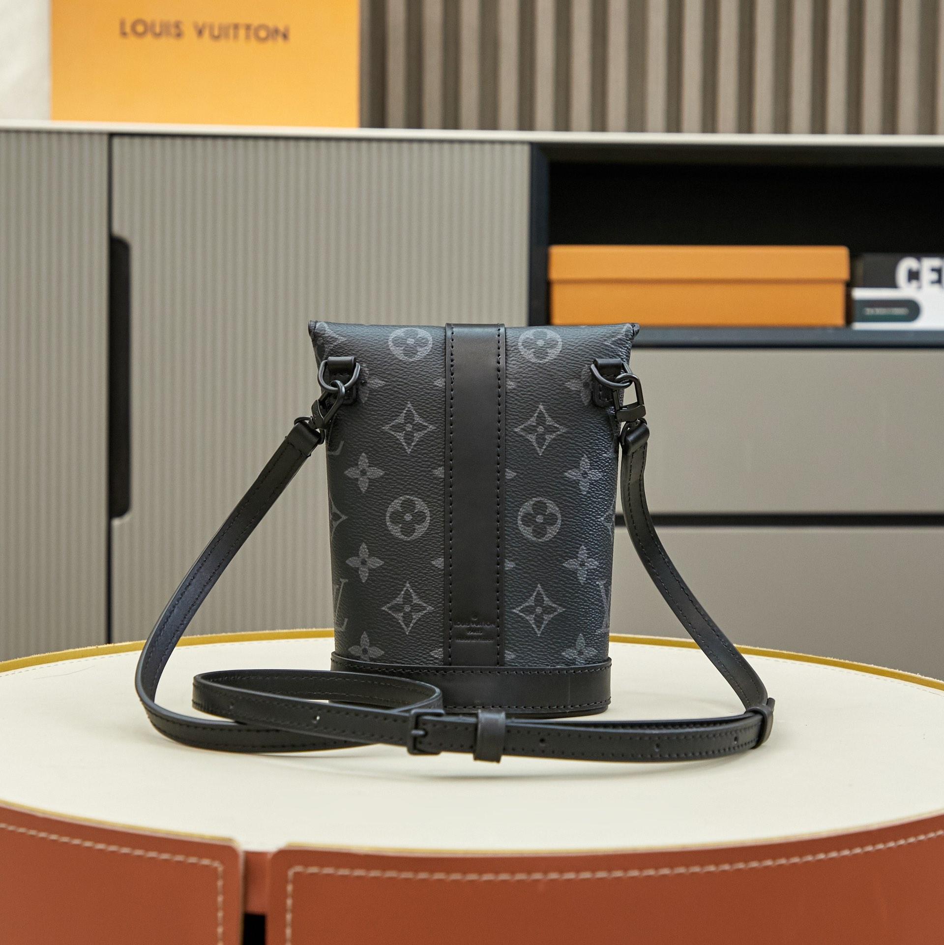 Louis Vuitton Envelope Pouch  M11613 - PerfectKickZ