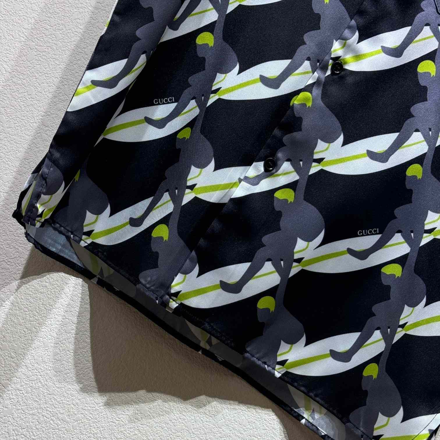 Gucci Printed Silk Bowling Shirt - 