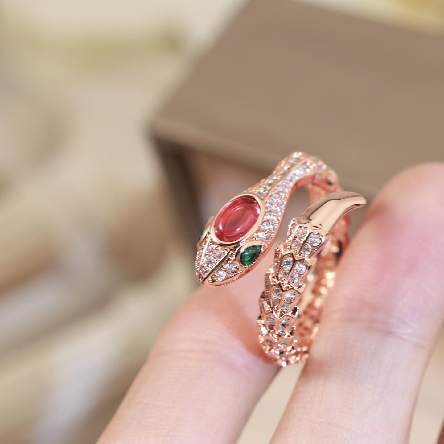 Bvlgari Ring - PerfectKickZ