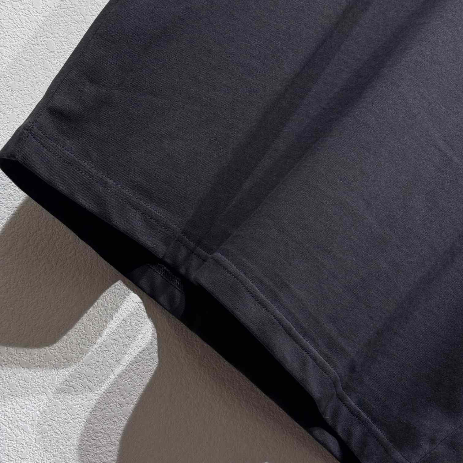 Louis Vuitton Washed Printed Cotton T-Shirt   1AHCLD - PerfectKickZ