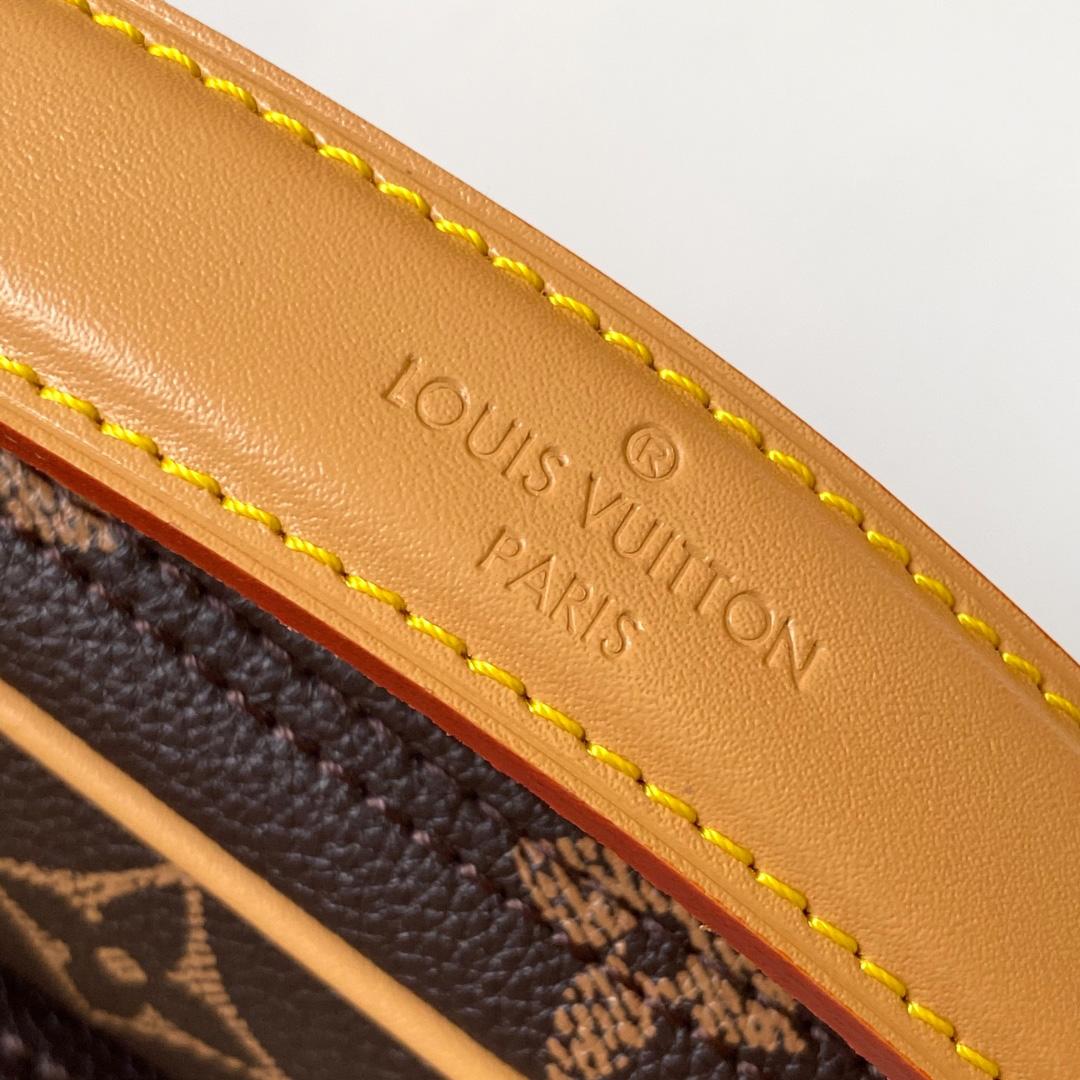 Louis Vuitton Nil   M14025 - PerfectKickZ