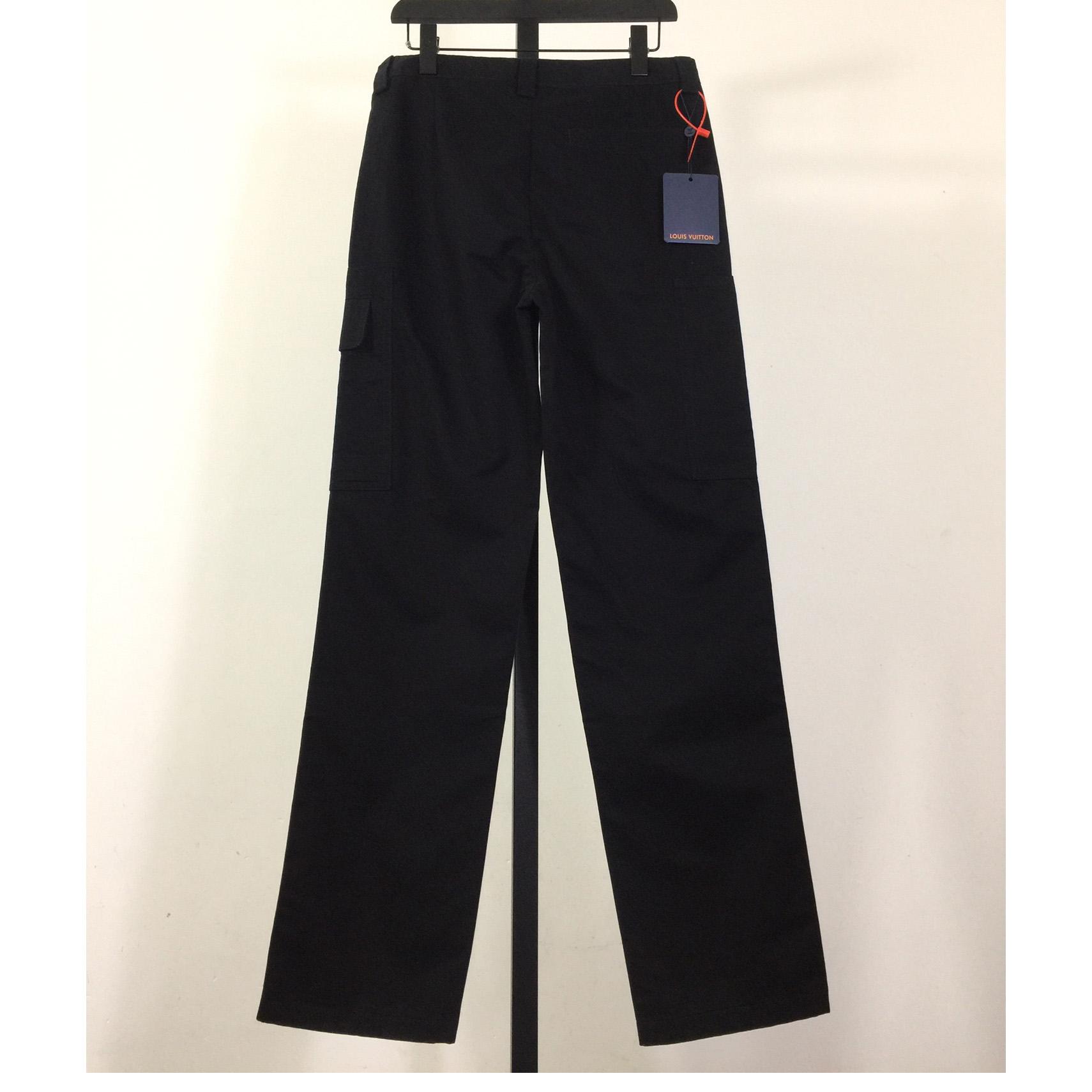 Louis Vuitton Signature Cotton Cargo Pants  1AFJ90 - PerfectKickZ