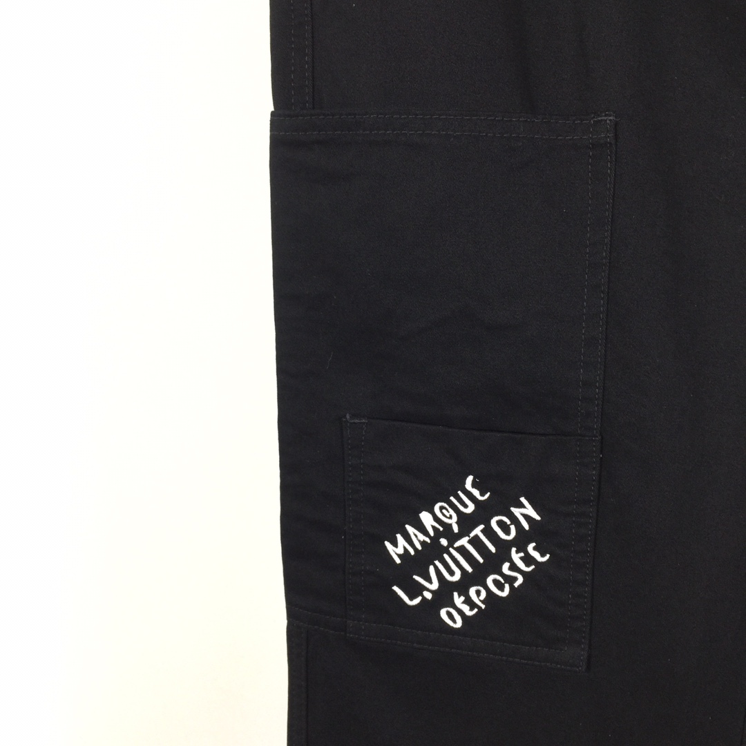 Louis Vuitton Signature Cotton Cargo Pants  1AFJ90 - PerfectKickZ