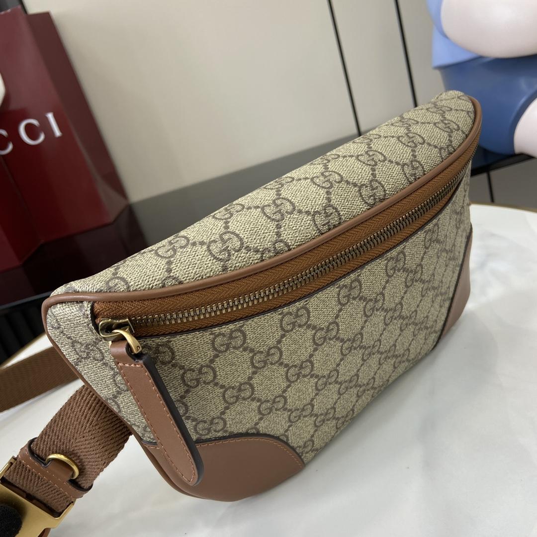 Gucci GG Emblem Medium Belt Bag - PerfectKickZ